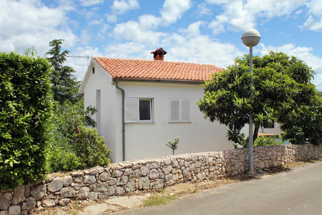 Apartments By The Sea Vantacici, Krk - 5347 Malinska Extérieur photo